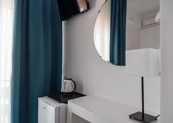 Ξενοδοχείο Anemi 2*